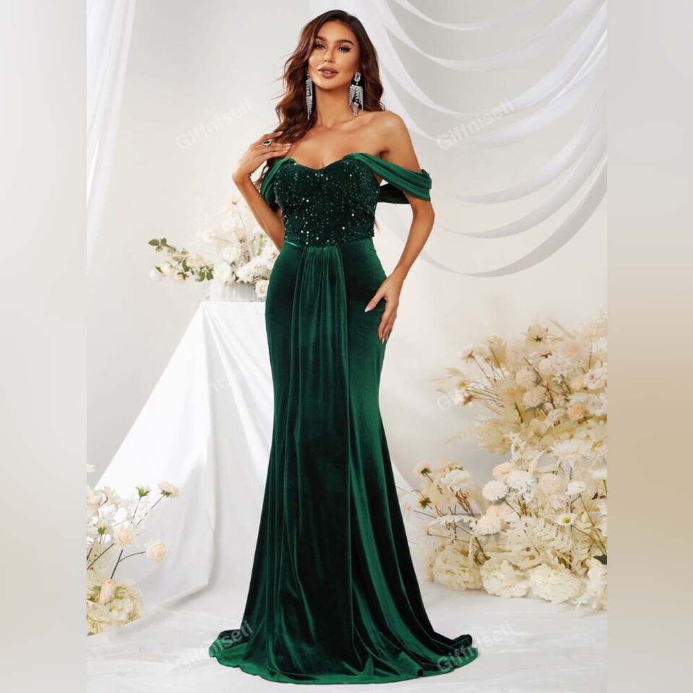 Giffniseti - Off Shoulder Ruffle Trim Floor Length Green Velvet Prom Dress ✨